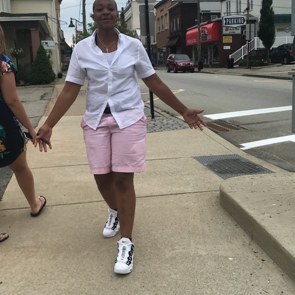 Meet your Posher, Sharolin - Picture 7 of 8